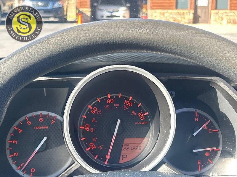 2011 Toyota 4Runner SR5