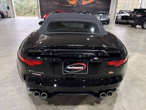 2014 Jaguar F-TYPE V8 S