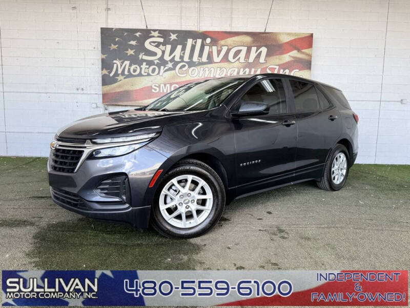 2022 Chevrolet Equinox LS's photo