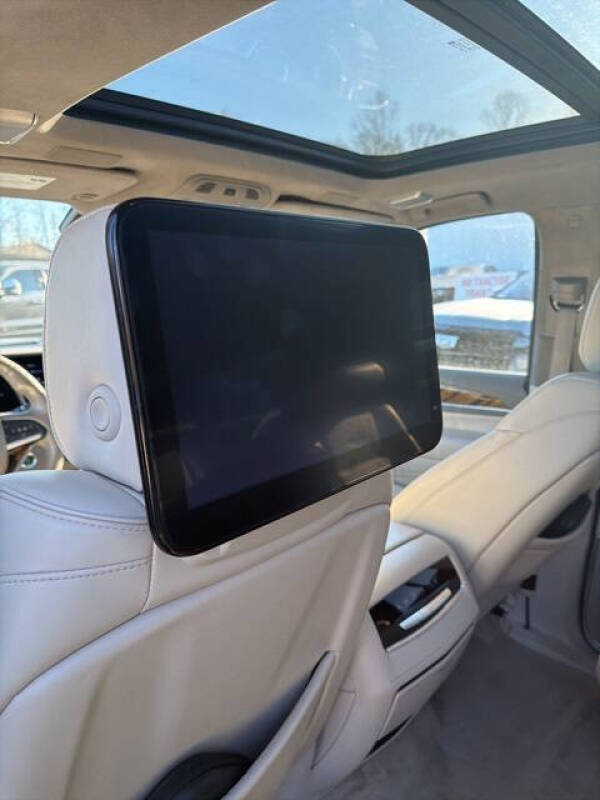 2022 Cadillac Escalade Sport Platinum