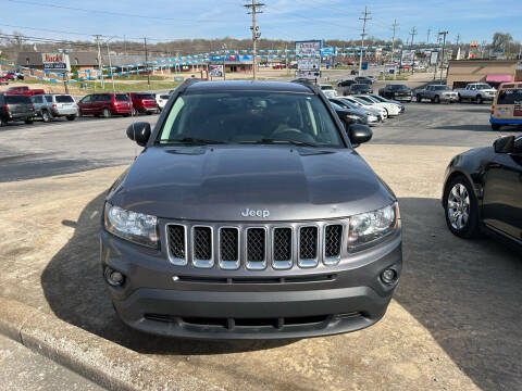 Jeep For Sale in Cape Girardeau, MO - Huck´s Auto Sales Inc