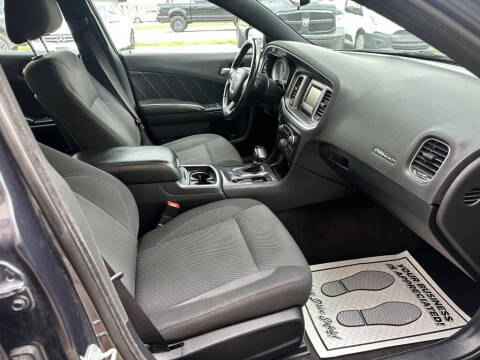 2017 Dodge Charger SE