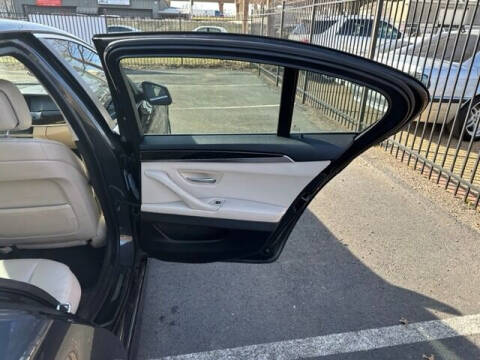 2012 BMW 5 Series 528i xDrive