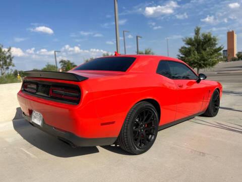 2016 Dodge Challenger SRT Hellcat