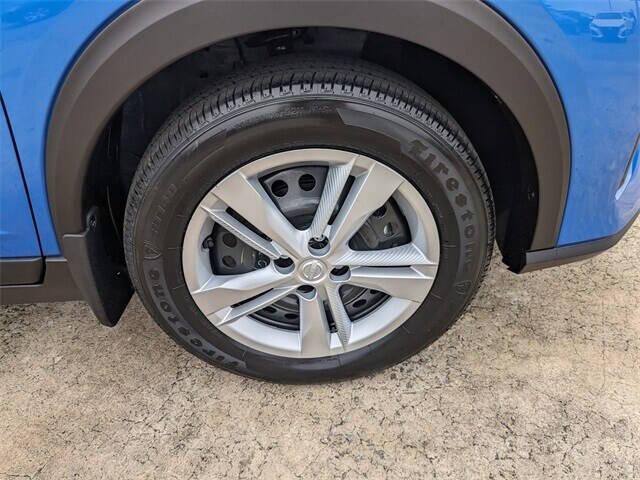 2025 Nissan Kicks Play S