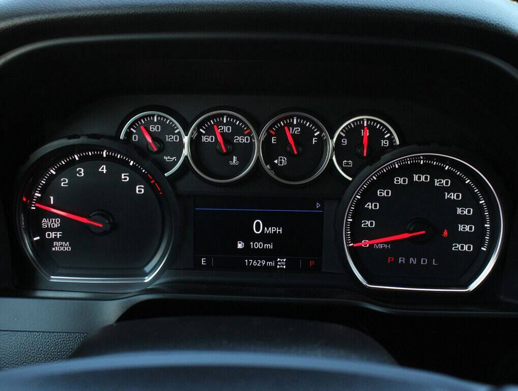2021 Chevrolet Silverado 1500  - $46,995