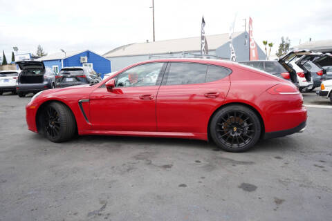 2015 Porsche Panamera