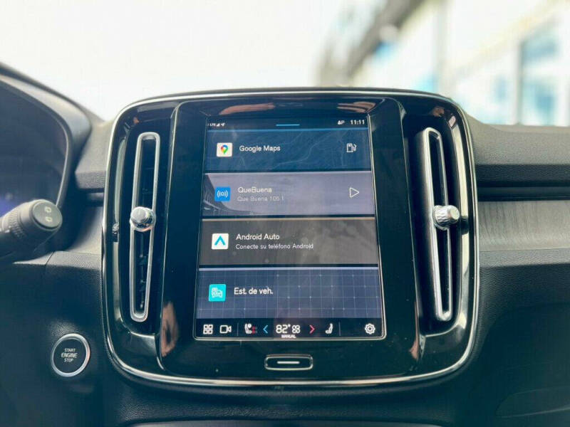 2023 Volvo XC40 B5 Core