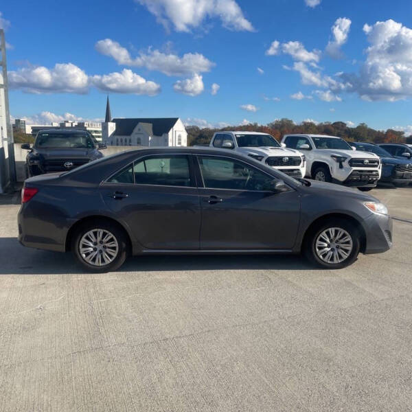 2014 Toyota Camry LE