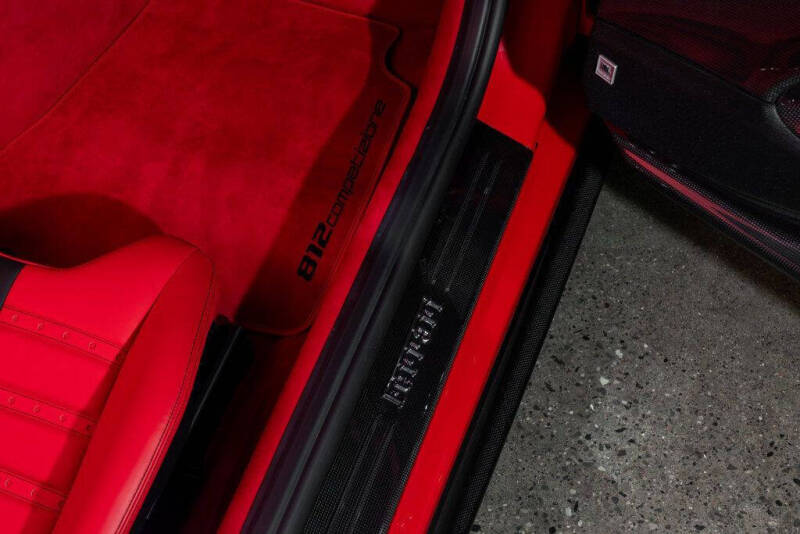 2022 Ferrari 812 Competizione