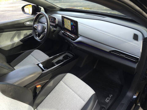 2023 Volkswagen ID.4 Pro