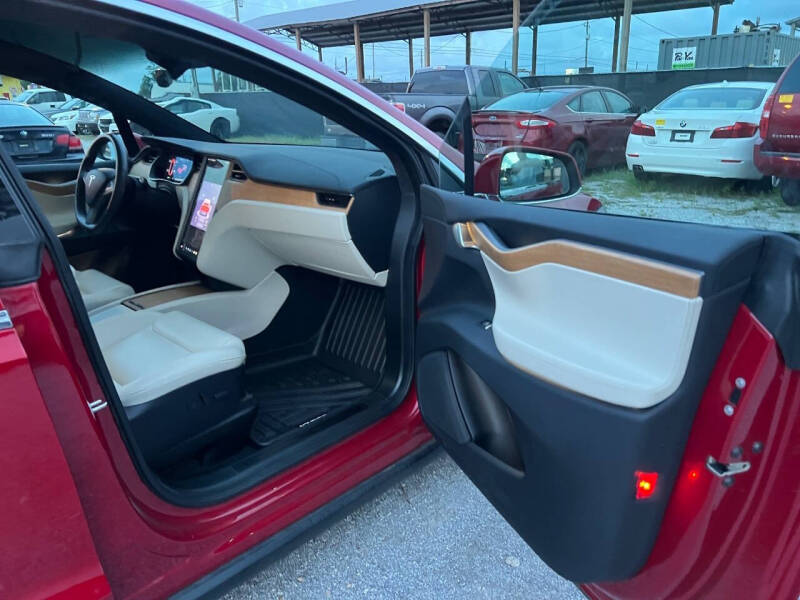 2020 Tesla Model X Long Range Plus