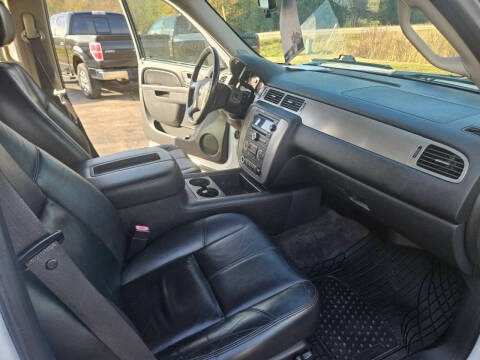 2011 Chevrolet Suburban LT