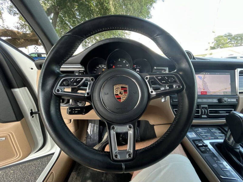 2020 Porsche Macan
