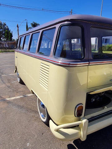 1975 Volkswagen Bus