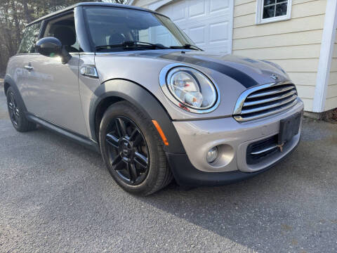 2013 MINI Hardtop for sale at The Car Store in Milford MA