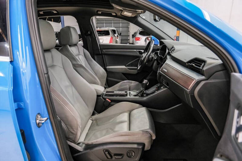 2020 Audi Q3 quattro S line Prem Plus 45 TFSI