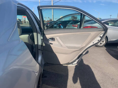 2009 Toyota Camry LE