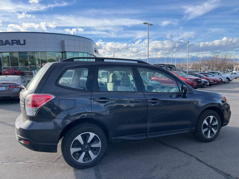 2017 Subaru Forester 2.5i