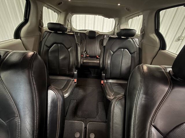 2019 Chrysler Pacifica Touring L