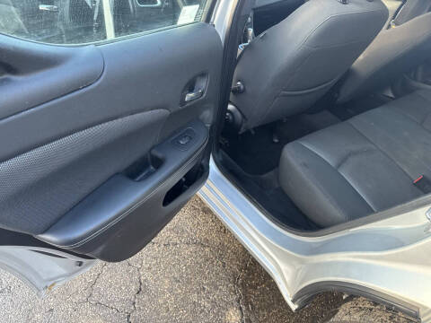 2012 Dodge Avenger SE