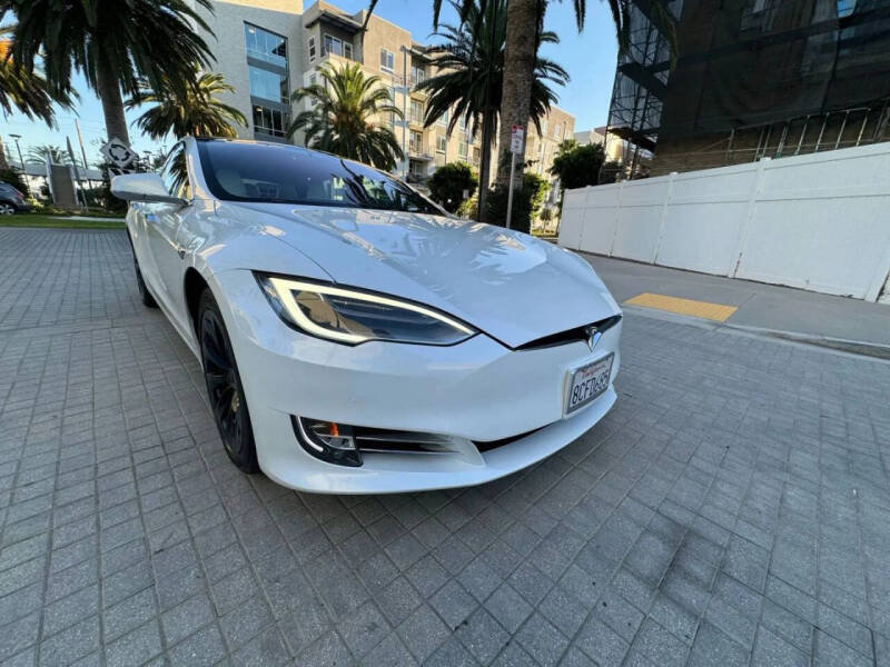 2017 Tesla Model S 75D