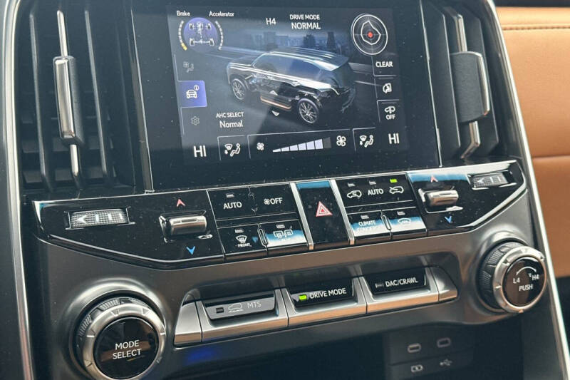 2026 Lexus LX 600 Luxury