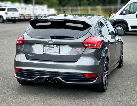 2018 Ford Focus ST