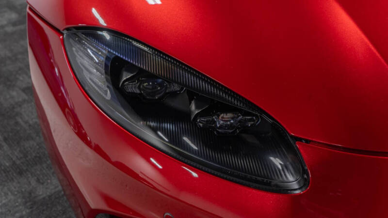 2023 Aston Martin Vantage V12