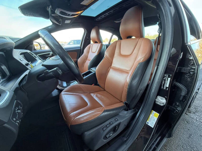 2015 Volvo S60 T5 Platinum