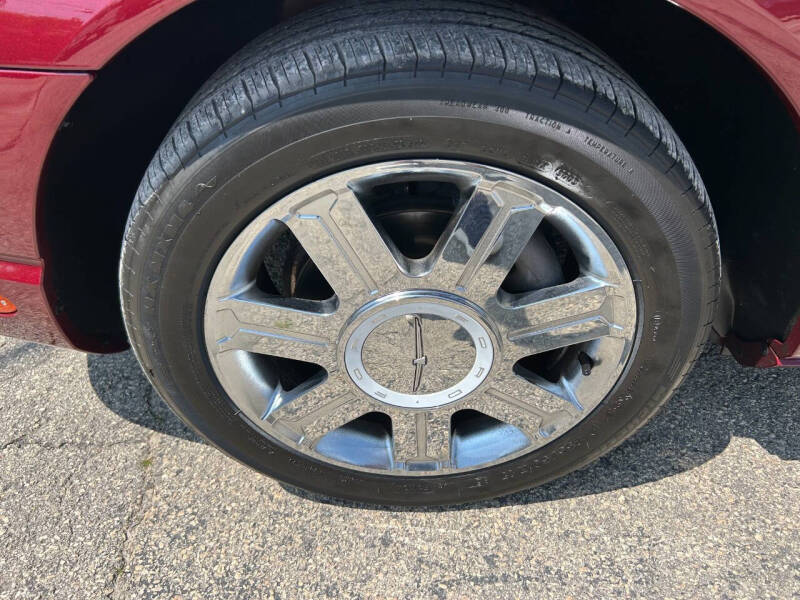 2004 Ford Thunderbird Deluxe
