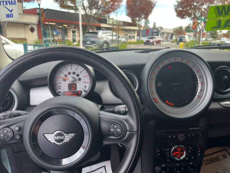 2013 MINI Hardtop Cooper