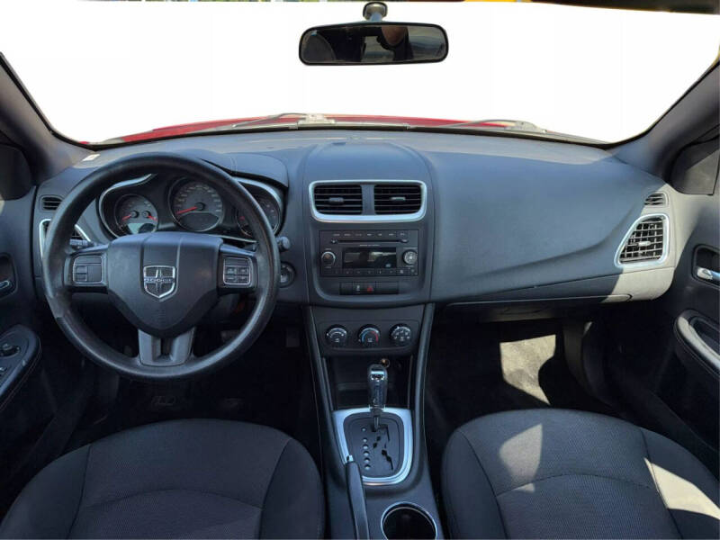 2013 Dodge Avenger SE