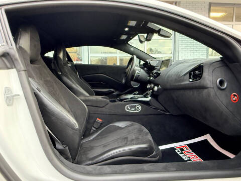 2020 Aston Martin Vantage