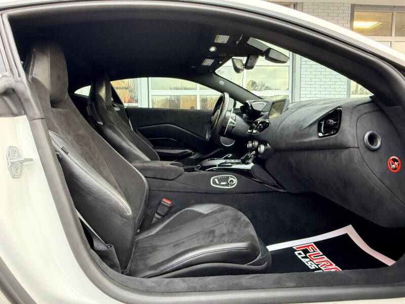 2020 Aston Martin Vantage