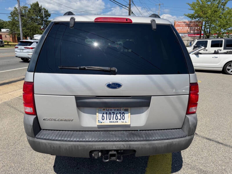 2003 Ford Explorer XLS