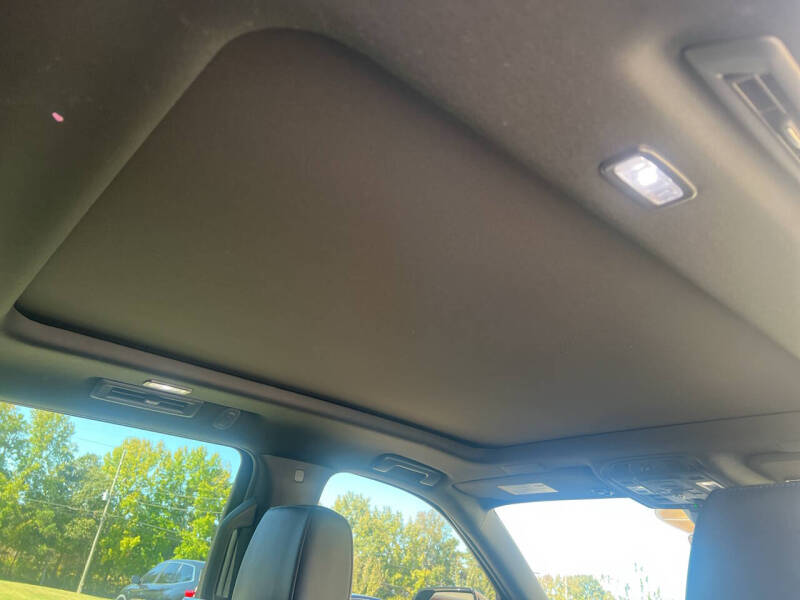 2022 Cadillac Escalade ESV Premium Luxury