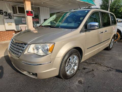 2009 Chrysler Town and Country for sale at New Wheels in Glendale Heights IL