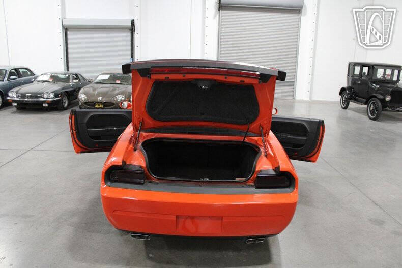 2009 Dodge Challenger SRT8