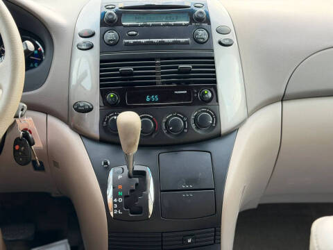 2006 Toyota Sienna