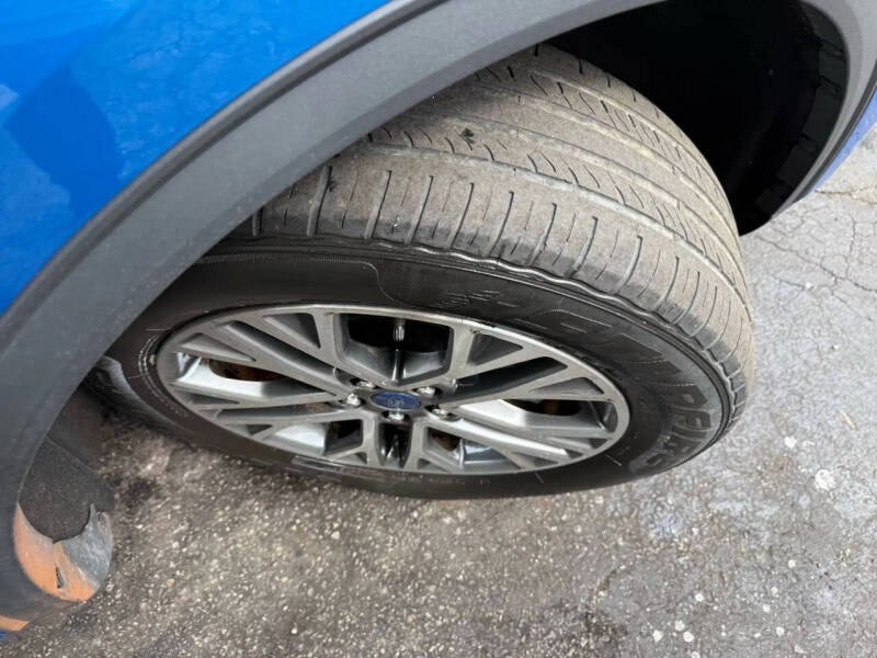 2021 Ford Escape SEL