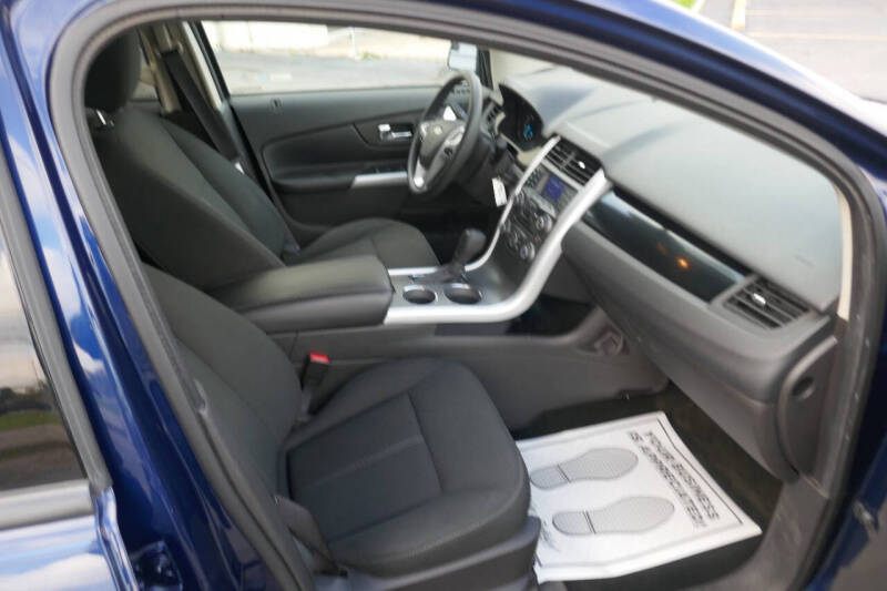 2012 Ford Edge SE