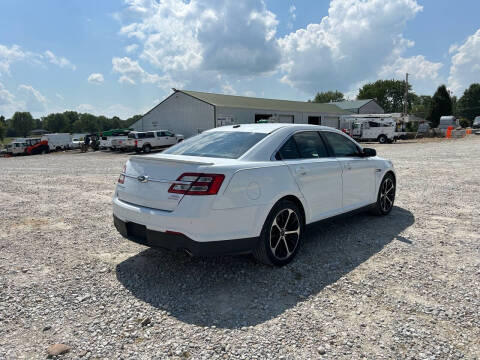 2015 Ford Taurus SEL