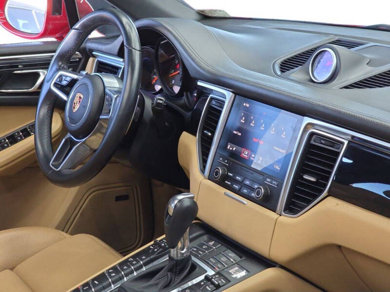 2017 Porsche Macan GTS