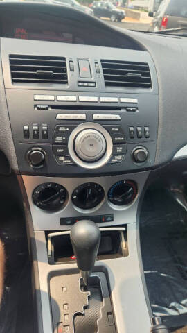 2011 Mazda MAZDA3 i Touring