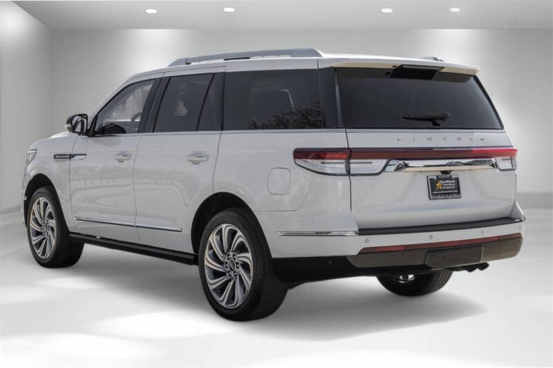 2023 Lincoln Navigator Reserve