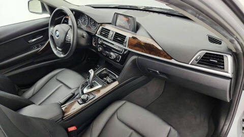 2017 BMW 3 Series 320i