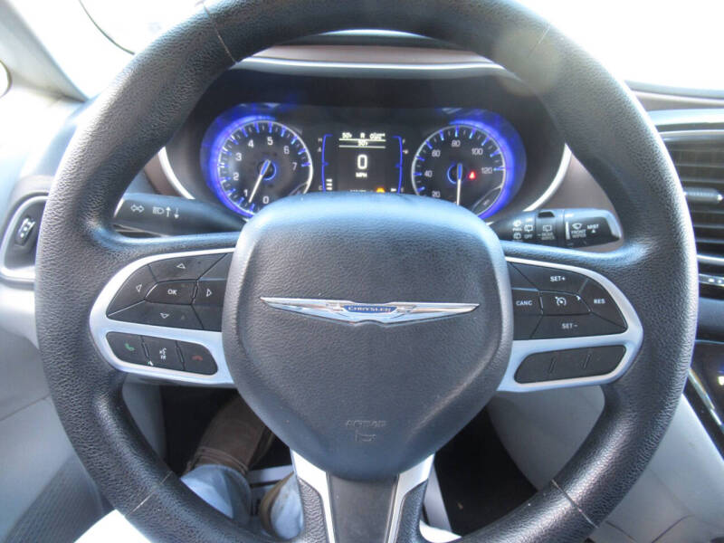 2020 Chrysler Voyager LXi