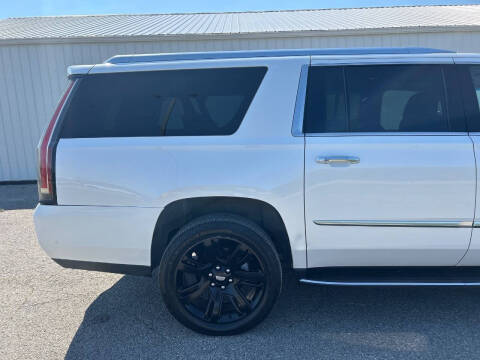 2017 Cadillac Escalade ESV Luxury