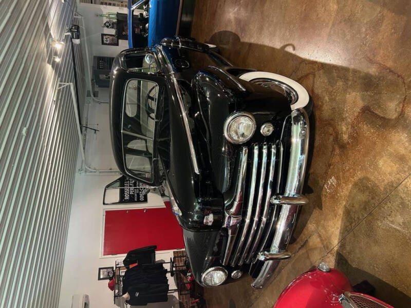 1948 Ford Deluxe
